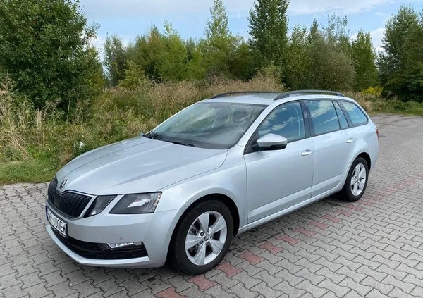 Skoda Octavia cena 67900 przebieg: 136616, rok produkcji 2018 z Września małe 46